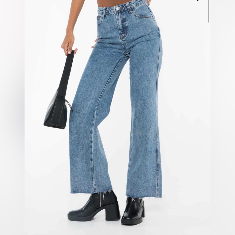 PRINCESS POLLY ARLINGTON STRAIGHT LEG DENIM JEANS MID WASH